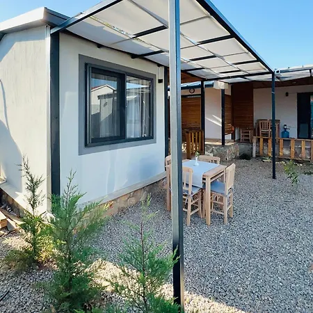 Ξενοδοχείο με διαμερίσματα Dorf Life Palamutbuekue *